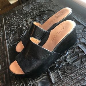 Gentle Souls Kenneth Cole Forella Platform Wedge